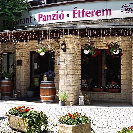 Bed and Breakfast Tercia Hubertus Panzio Шопрон Экстерьер фото